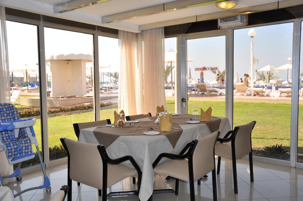 Carlton सहारा Sharjah