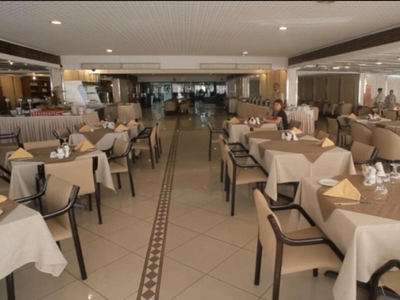 Carlton सहारा Sharjah